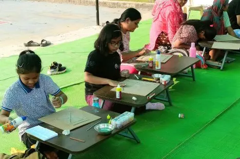 Lippon Art - The Achivers School